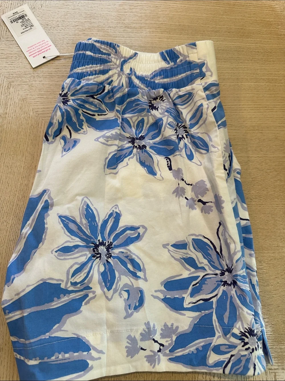 Lilly Pulitzer NWT Resort White Jet Set Jungle Alista Stretch Shorts - Picture 12 of 12